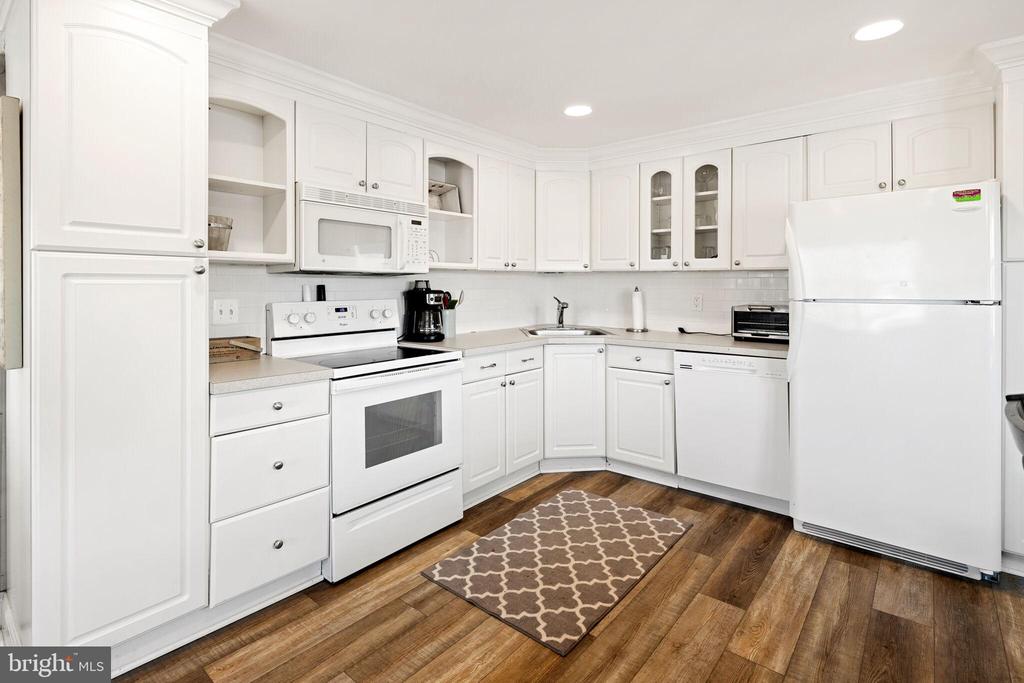 13302 LONG BEACH