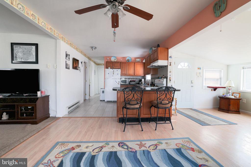 14 S LOS ANGELES DRIVE