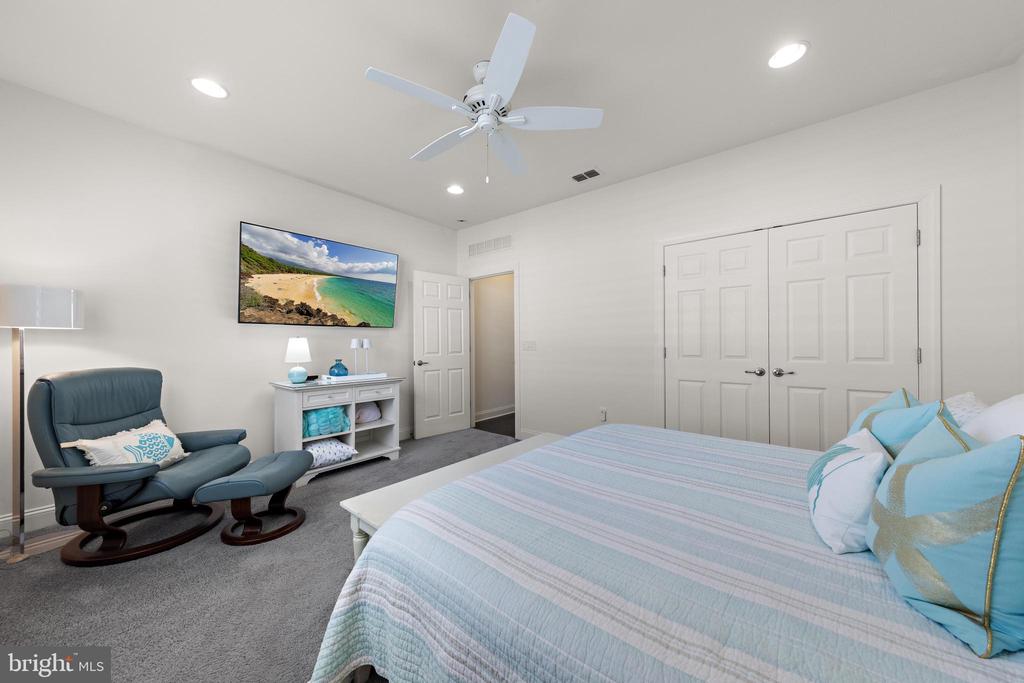 68 GALLEY WAY
