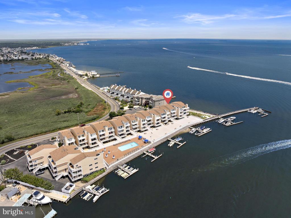 401 BAY SHORE DRIVE Unit: 18B