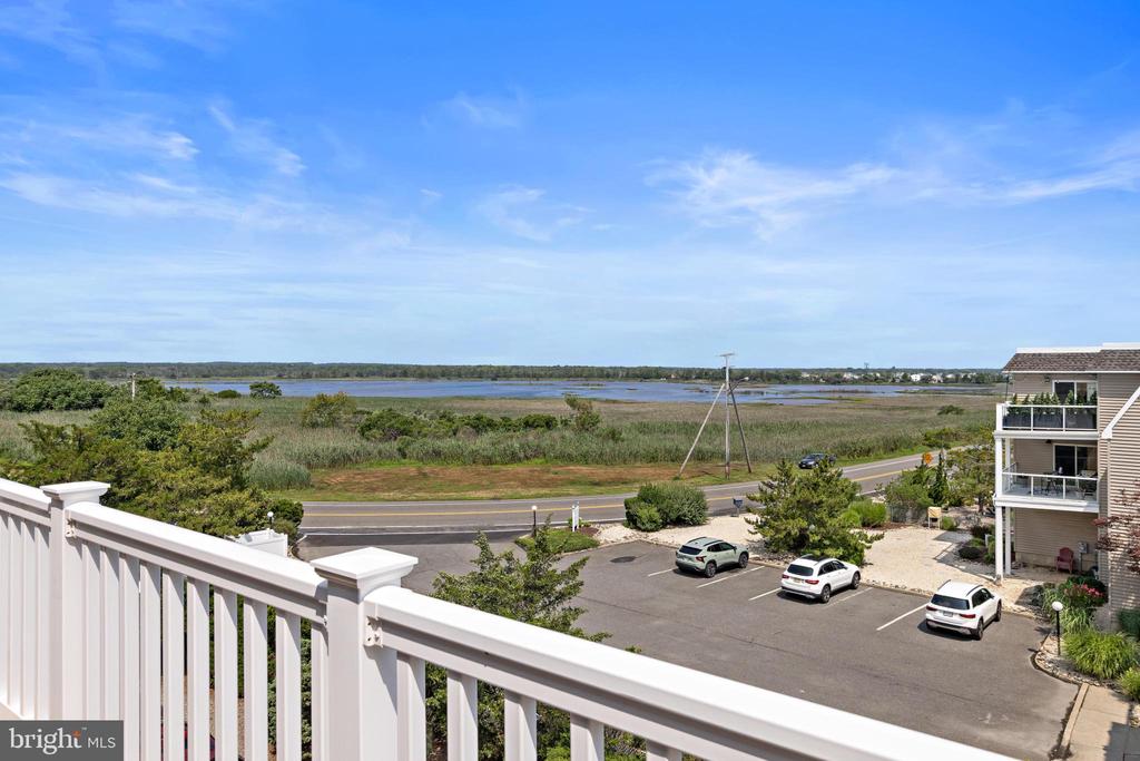 401 BAY SHORE DRIVE Unit: 18B
