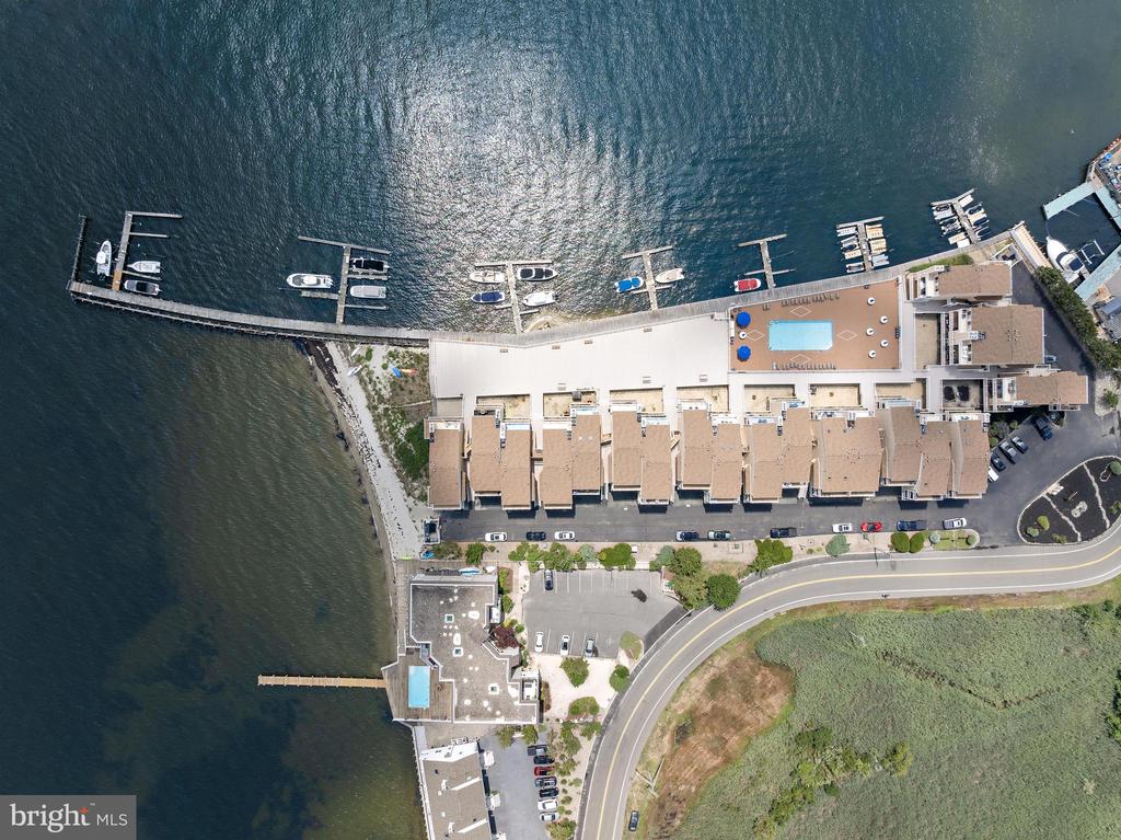 401 BAY SHORE DRIVE Unit: 18B