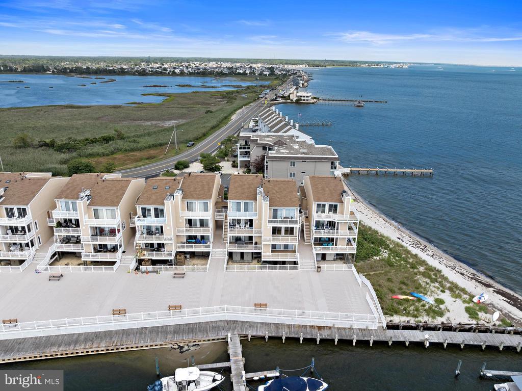 401 BAY SHORE DRIVE Unit: 18B