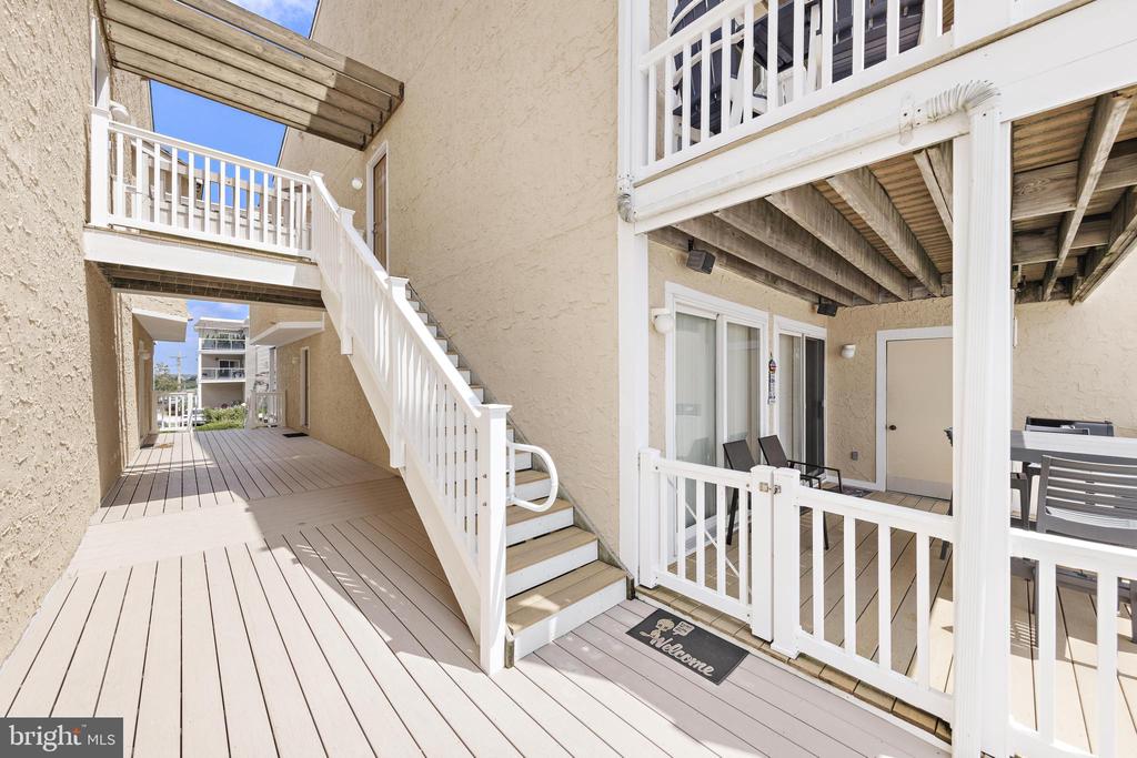 401 BAY SHORE DRIVE Unit: 18B