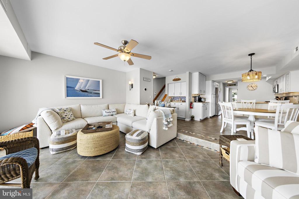 401 BAY SHORE DRIVE Unit: 18B