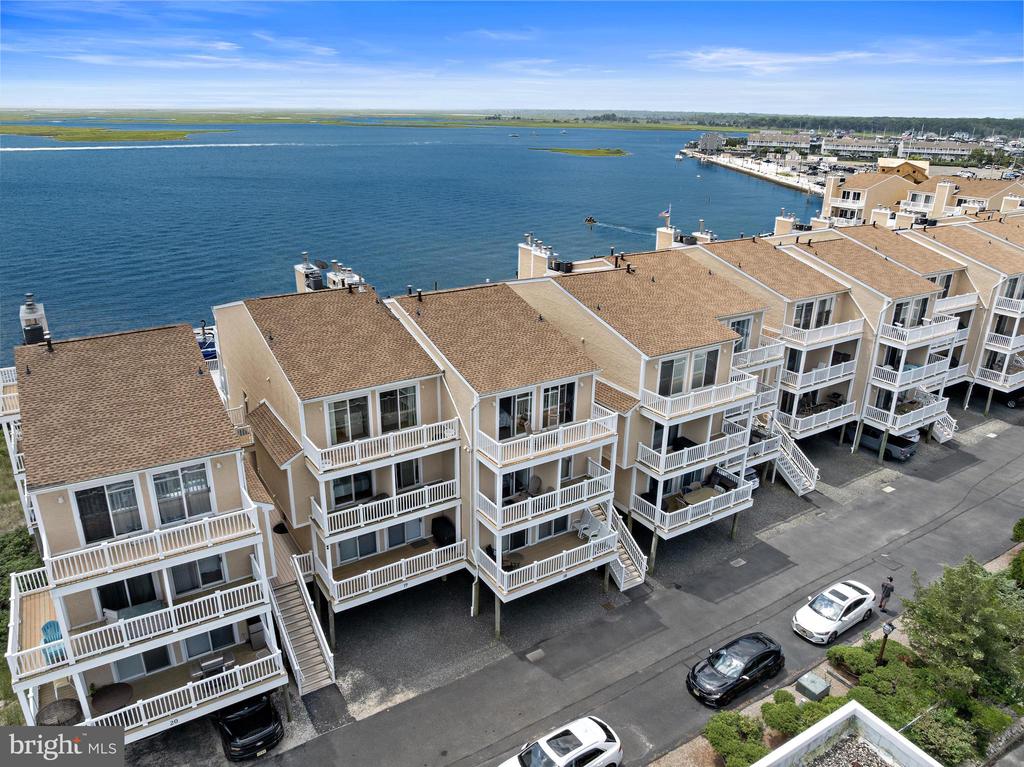 401 BAY SHORE DRIVE Unit: 18B