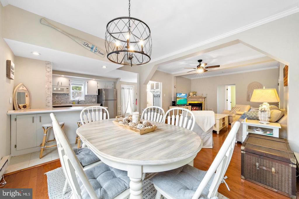 130 CHATSWORTH AVENUE Unit: 1