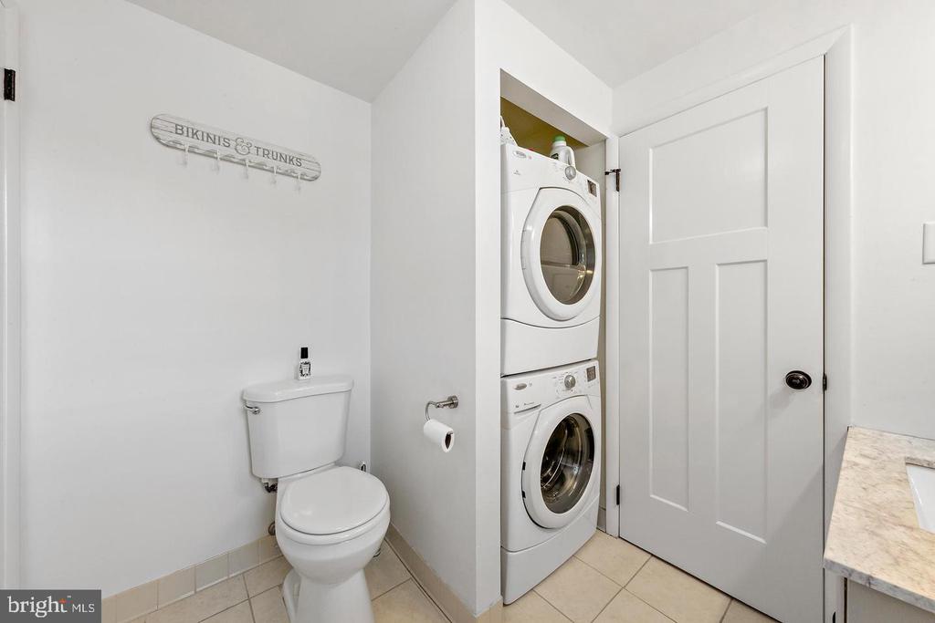 130 CHATSWORTH AVENUE Unit: 1