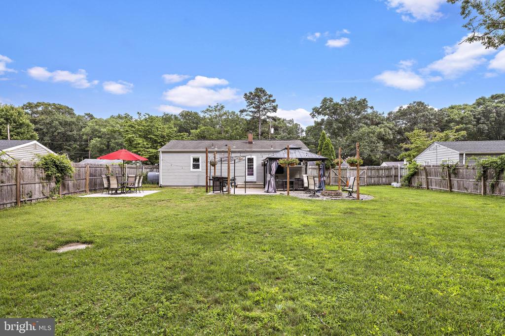 12 BLUE SPRUCE DRIVE