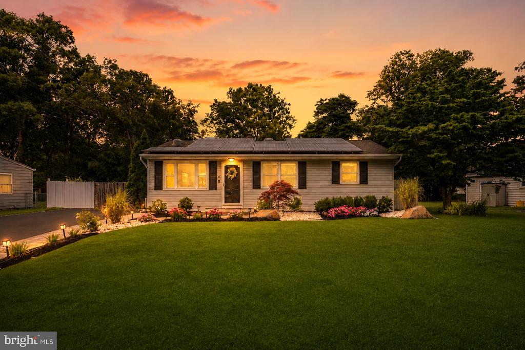 12 BLUE SPRUCE DRIVE