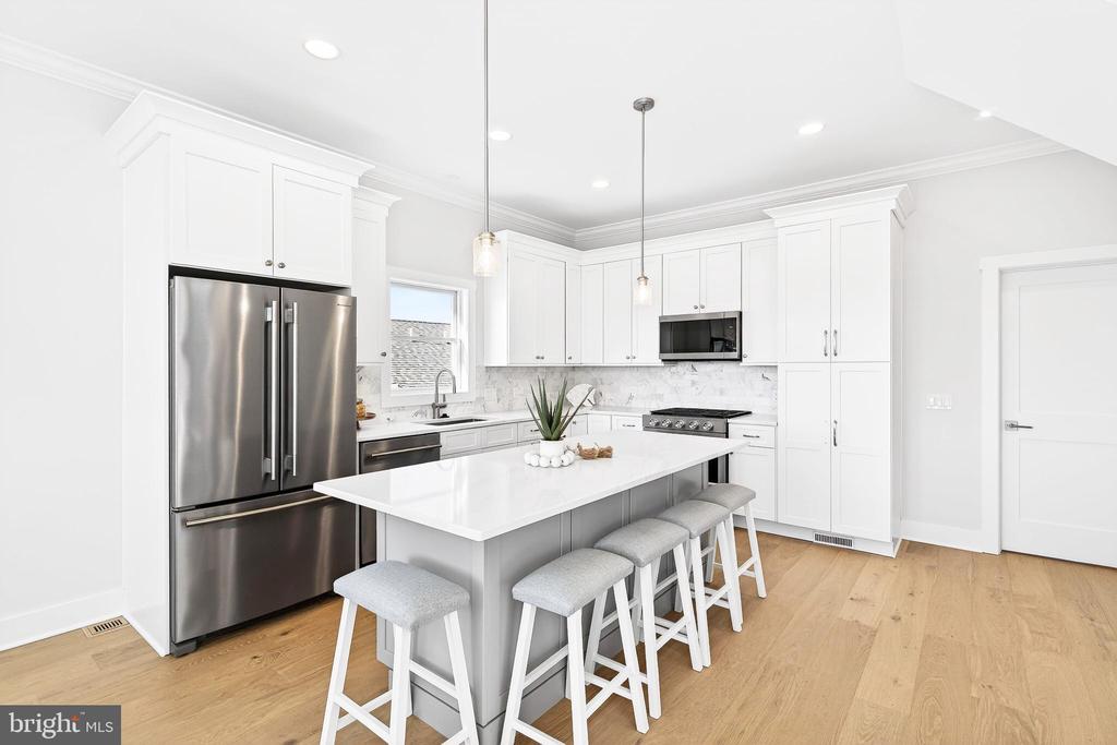 7 COHASSET