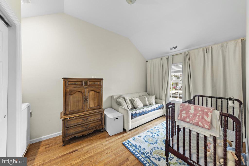 255 TACKLE AVENUE