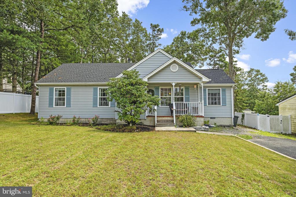 255 TACKLE AVENUE