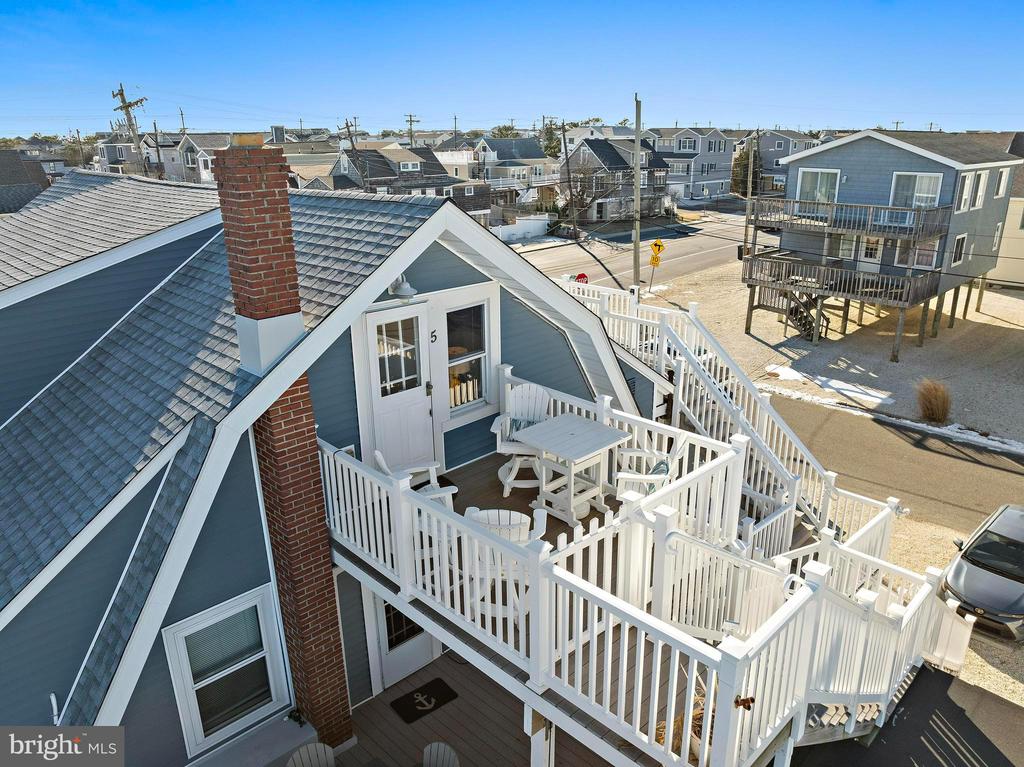 201 W SHIP BOTTOM AVENUE
