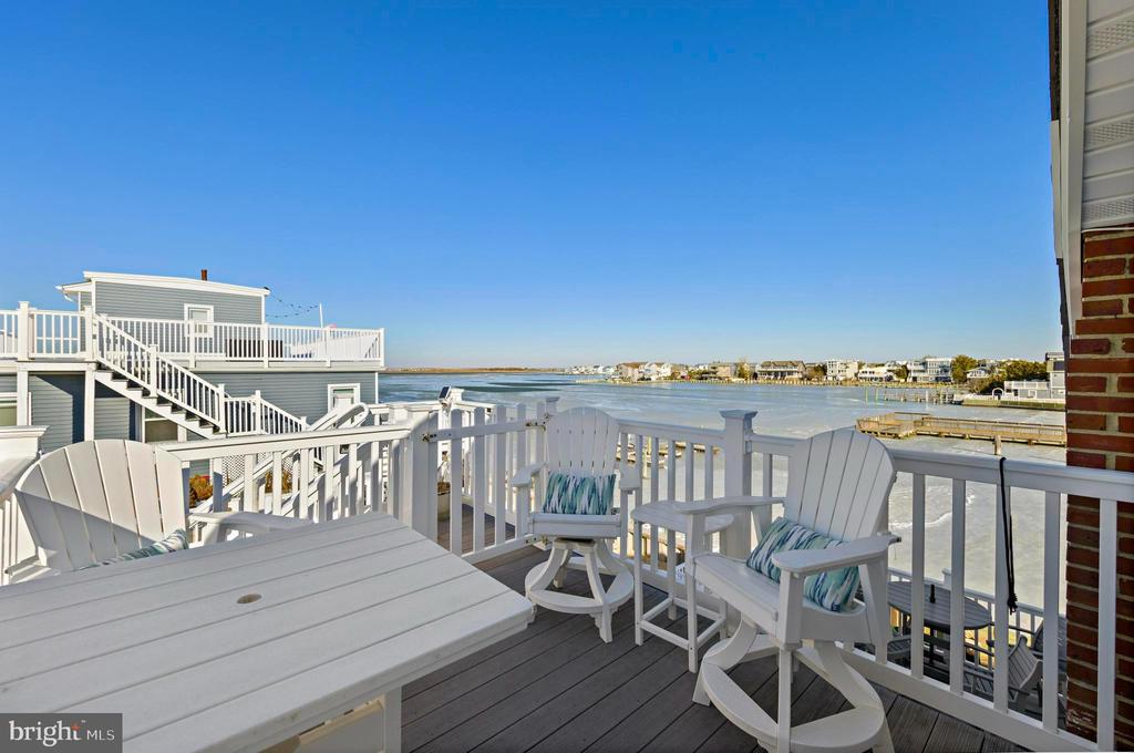 201 W SHIP BOTTOM AVENUE