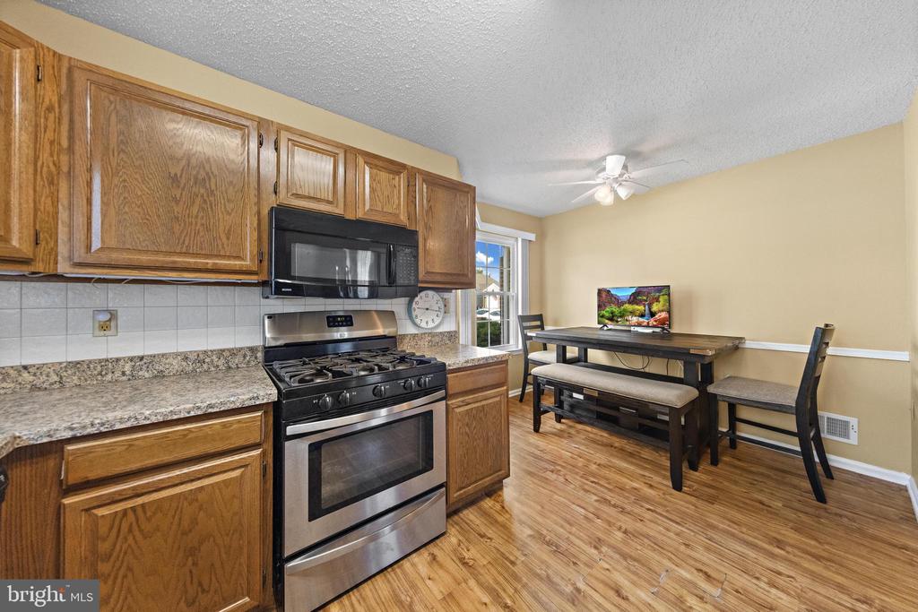 40 PINE OAK BOULEVARD