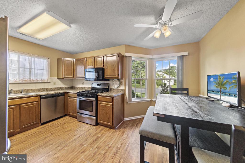 40 PINE OAK BOULEVARD