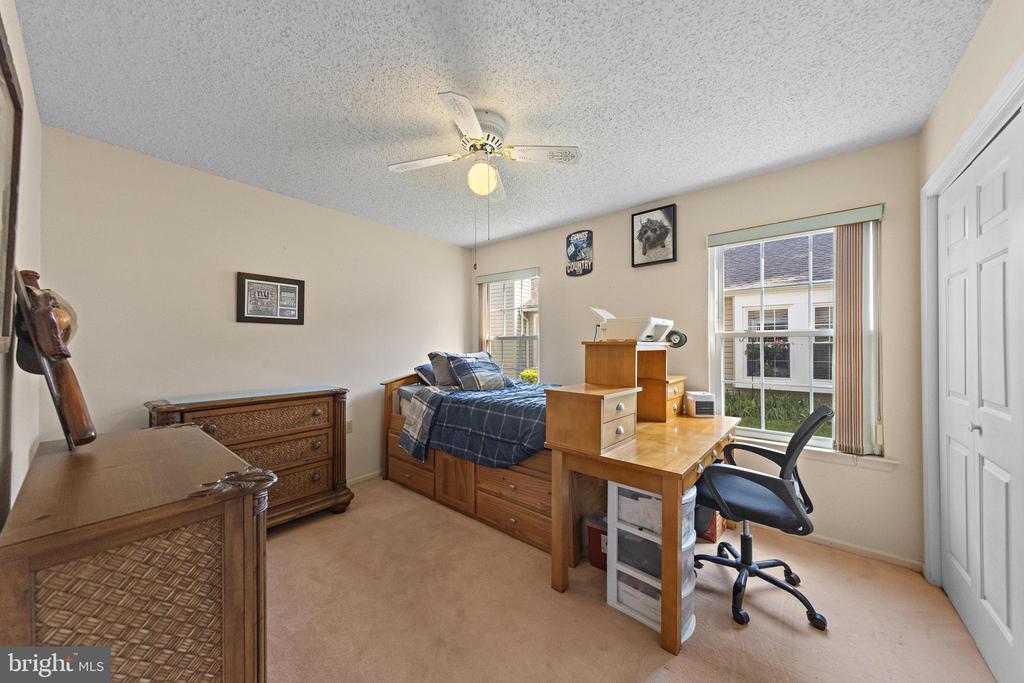 40 PINE OAK BOULEVARD