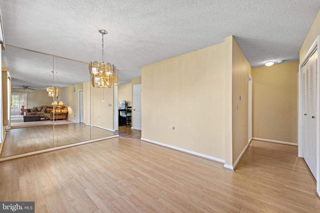 40 PINE OAK BOULEVARD