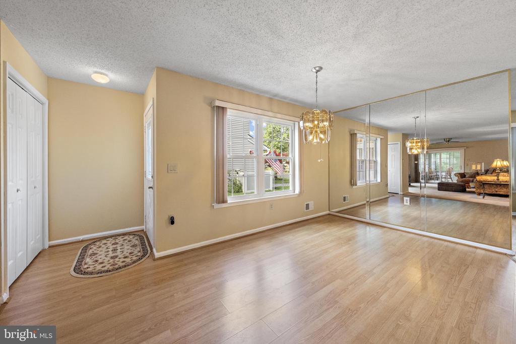 40 PINE OAK BOULEVARD