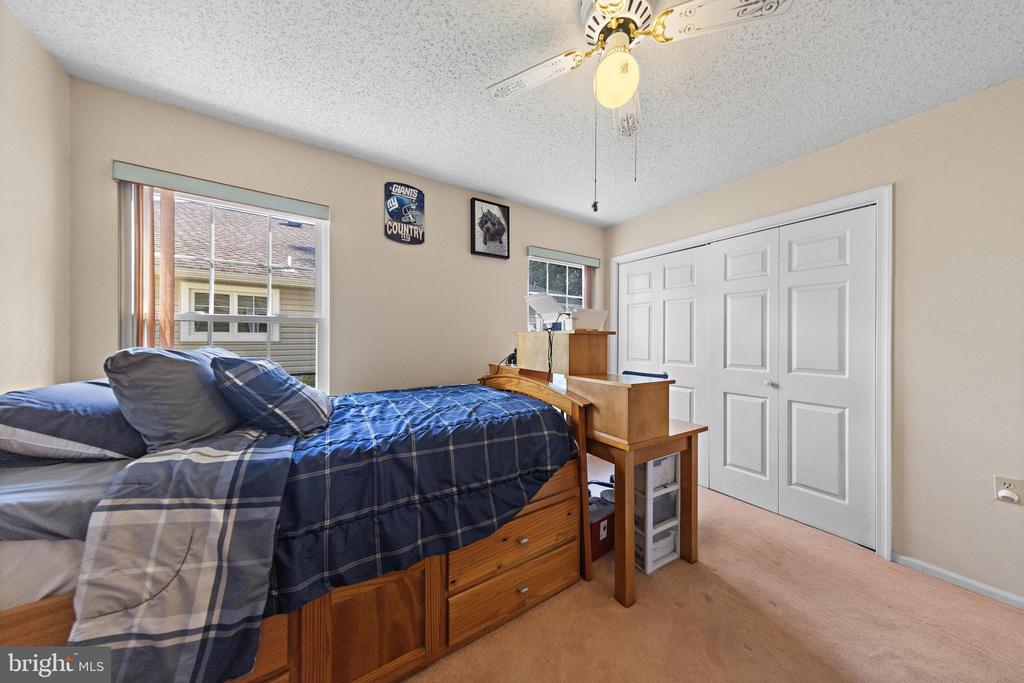 40 PINE OAK BOULEVARD