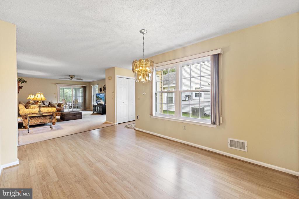 40 PINE OAK BOULEVARD