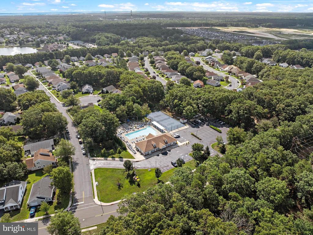40 PINE OAK BOULEVARD