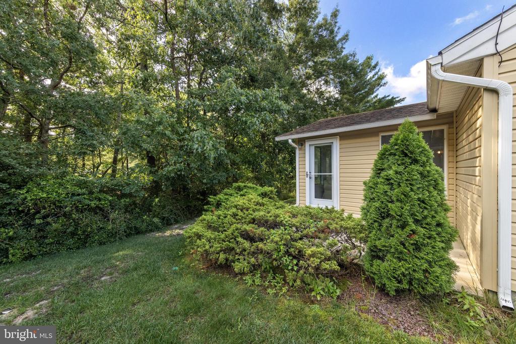 40 PINE OAK BOULEVARD