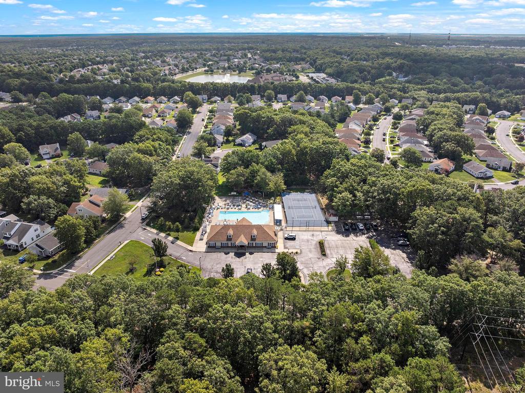 40 PINE OAK BOULEVARD
