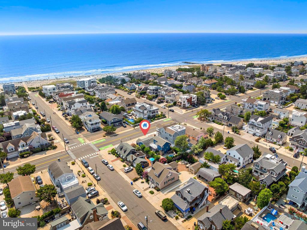 1106 S BEACH AVENUE