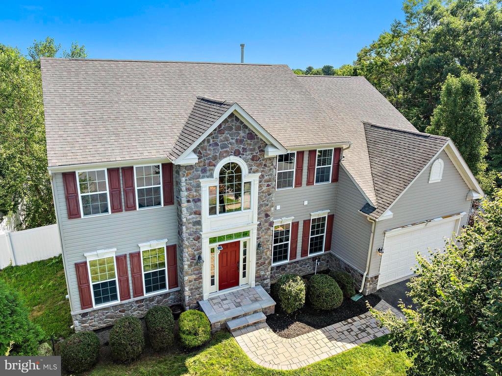 66 VICARI WAY