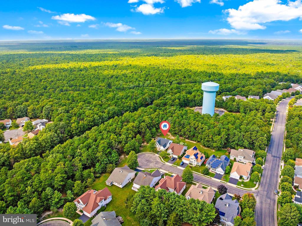 10 KETTLE CREEK COURT