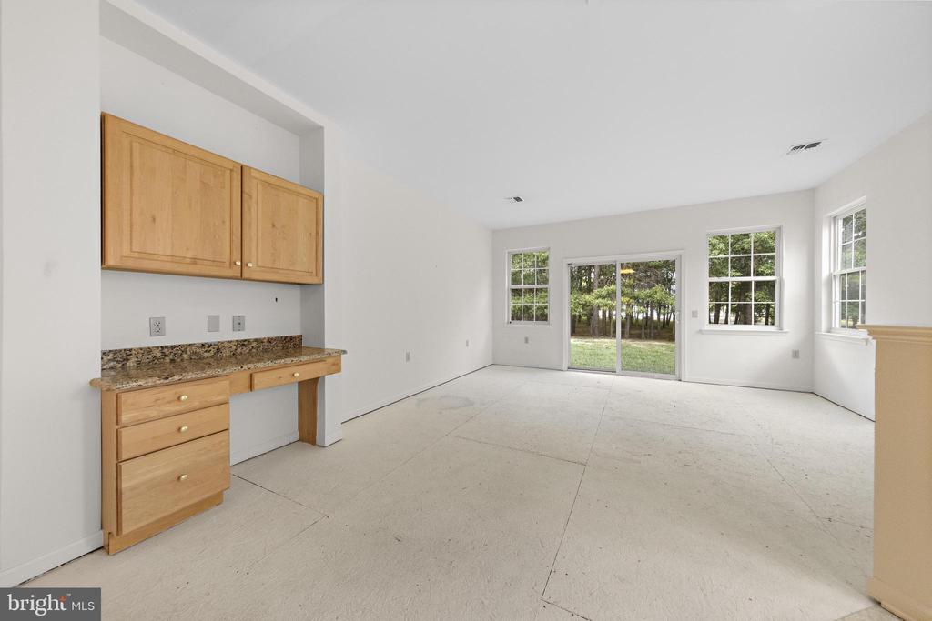 10 KETTLE CREEK COURT