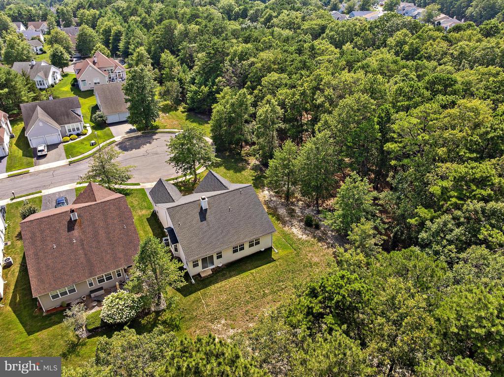 10 KETTLE CREEK COURT