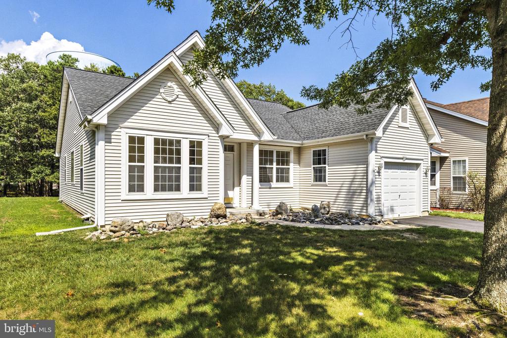 10 KETTLE CREEK COURT