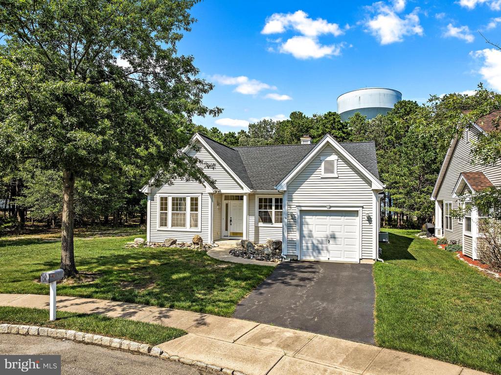 10 KETTLE CREEK COURT