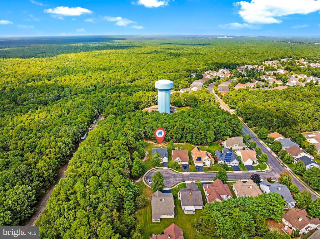10 KETTLE CREEK COURT