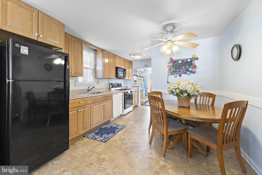 32 N 3RD STREET