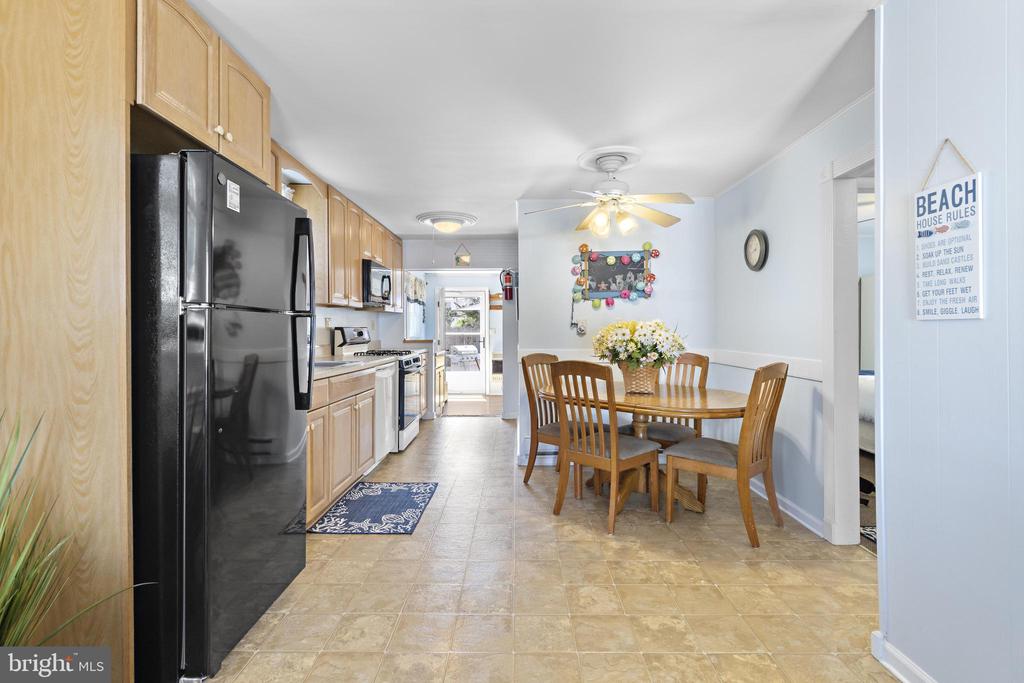 32 N 3RD STREET