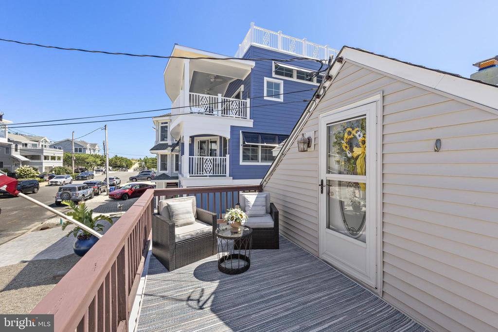 32 N 3RD STREET