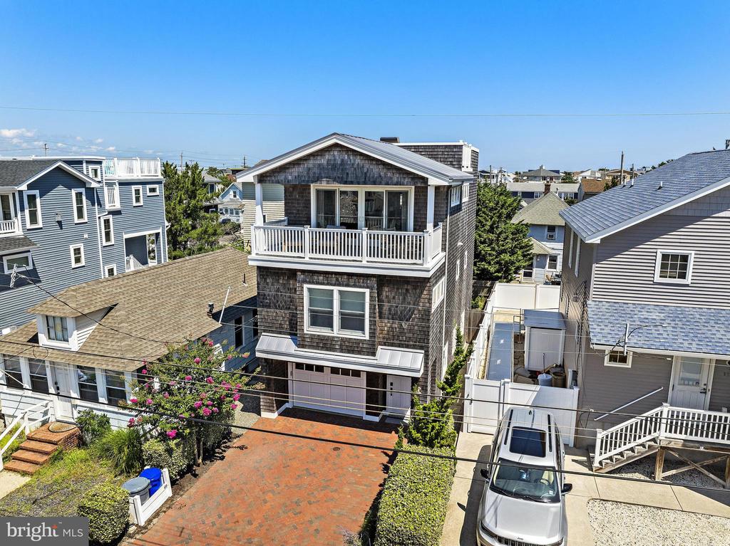 115 E 28TH STREET
