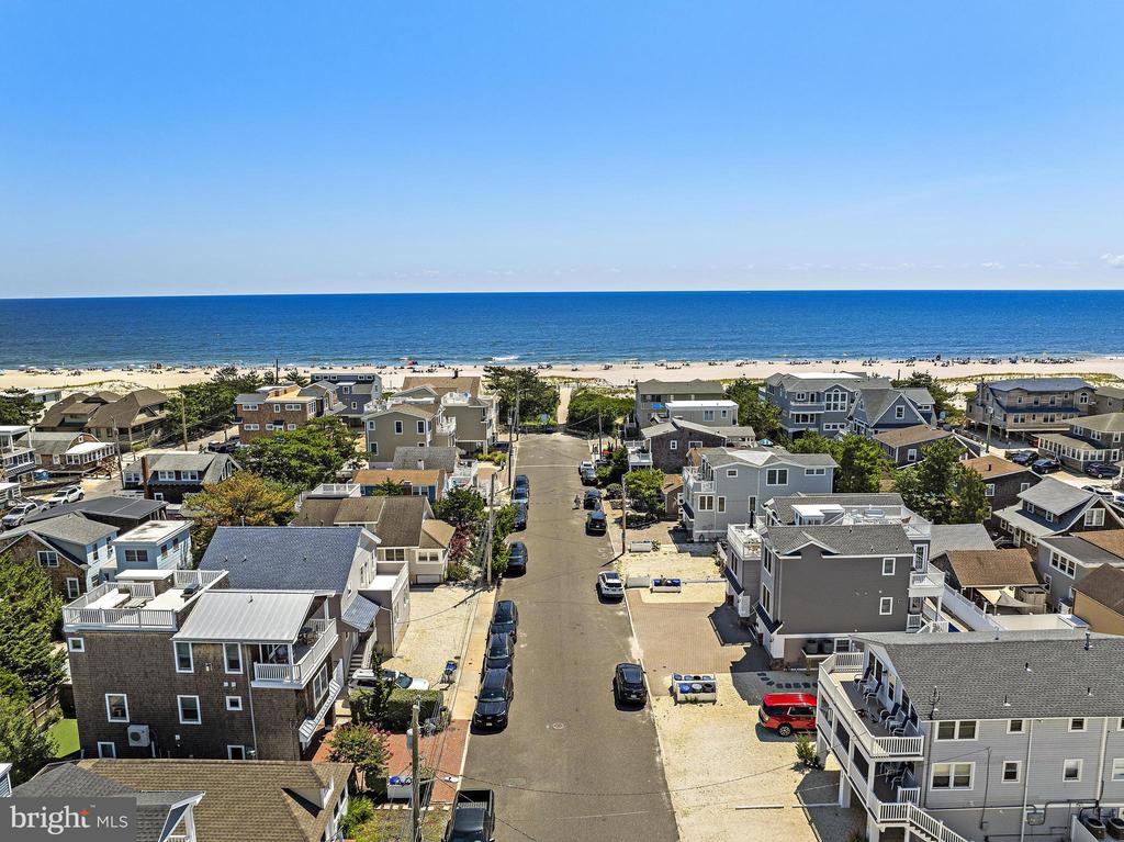 115 E 28TH STREET