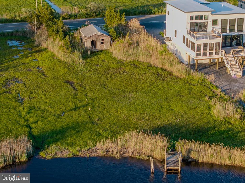 633 CEDAR RUN DOCK ROAD