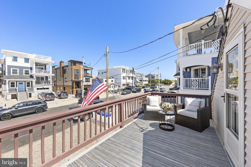 32 3RD STREET N