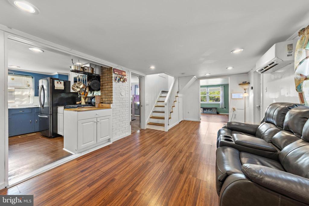 47 NEWELL AVENUE