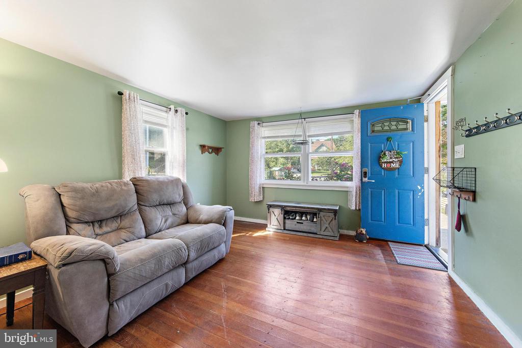 47 NEWELL AVENUE