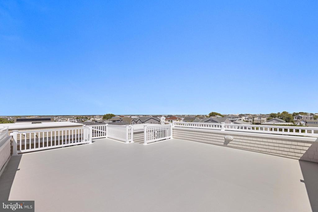 242 N 8TH STREET