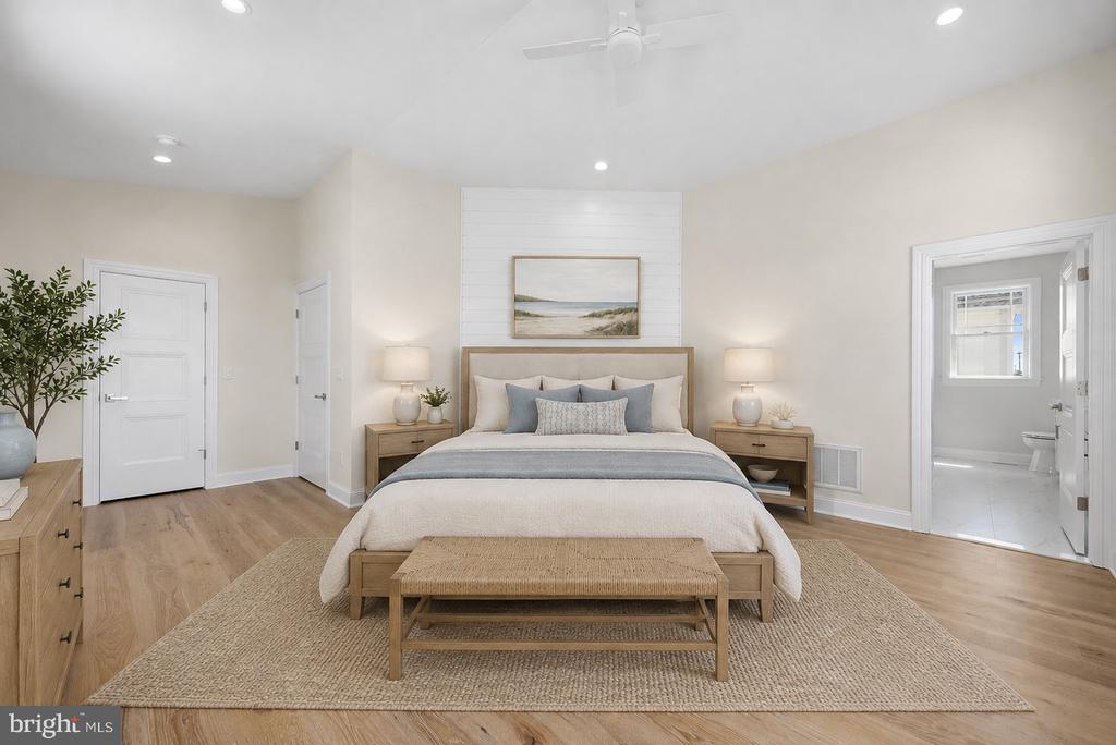 242 N 8TH STREET