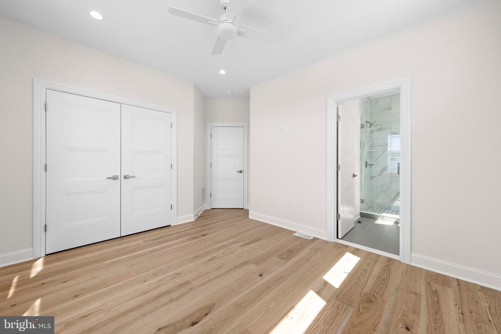 242 N 8TH STREET