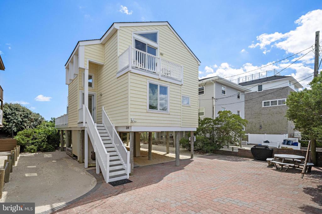 214 E 29TH STREET